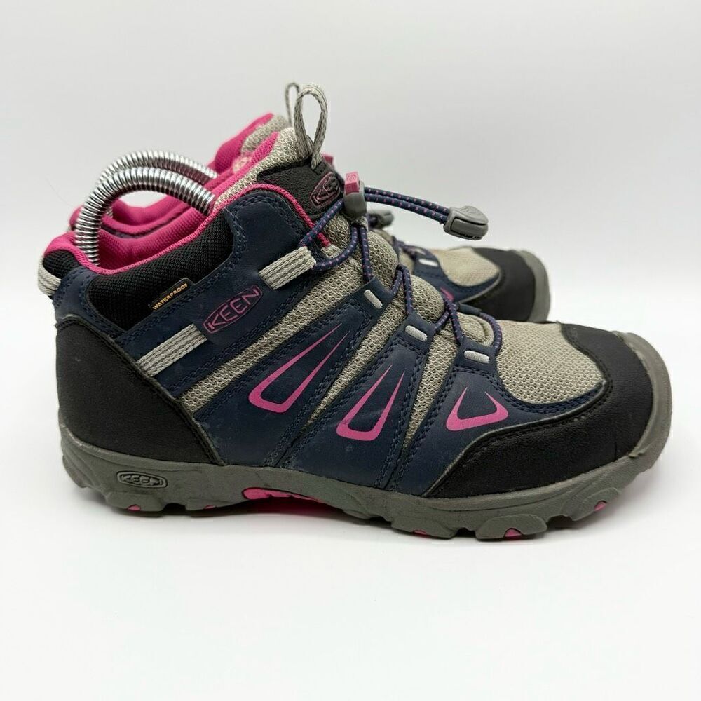 KEEN Oakridge Mid Top Hiking Sneakers - Women’s US 5 / EU 37